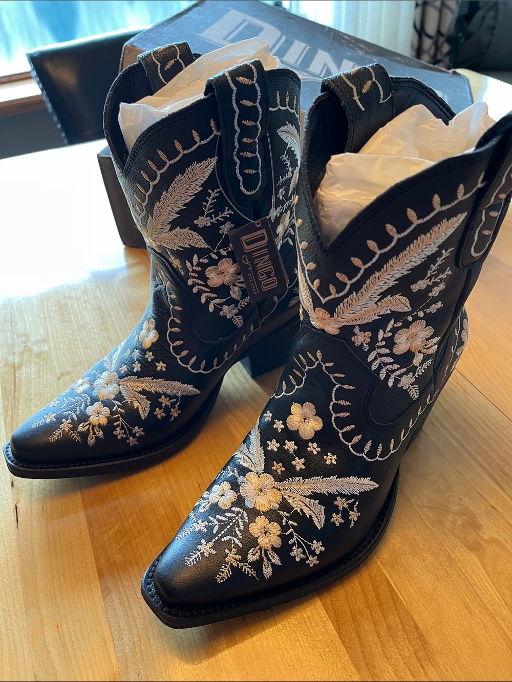 dingo Black Western Ankle Boots with Cream Floral Embroidery